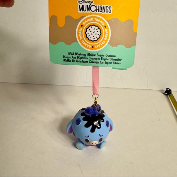 NWT. NWT. Disney Ornament - Munchlings Wild blueberry muffin Eeyore. - Picture 2 of 11